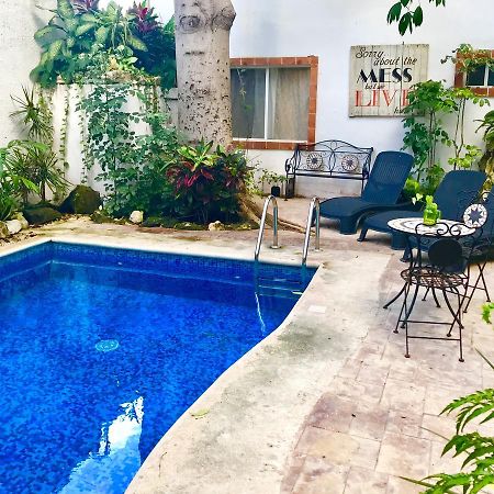 Villa Alejandra Hotel Boutique Плая-дель-Кармен Экстерьер фото