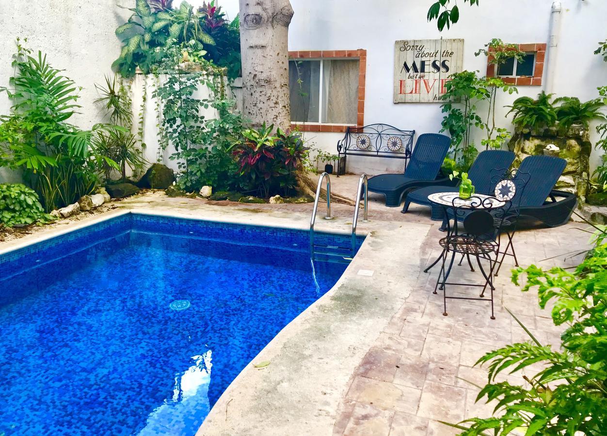 Villa Alejandra Hotel Boutique Плая-дель-Кармен Экстерьер фото
