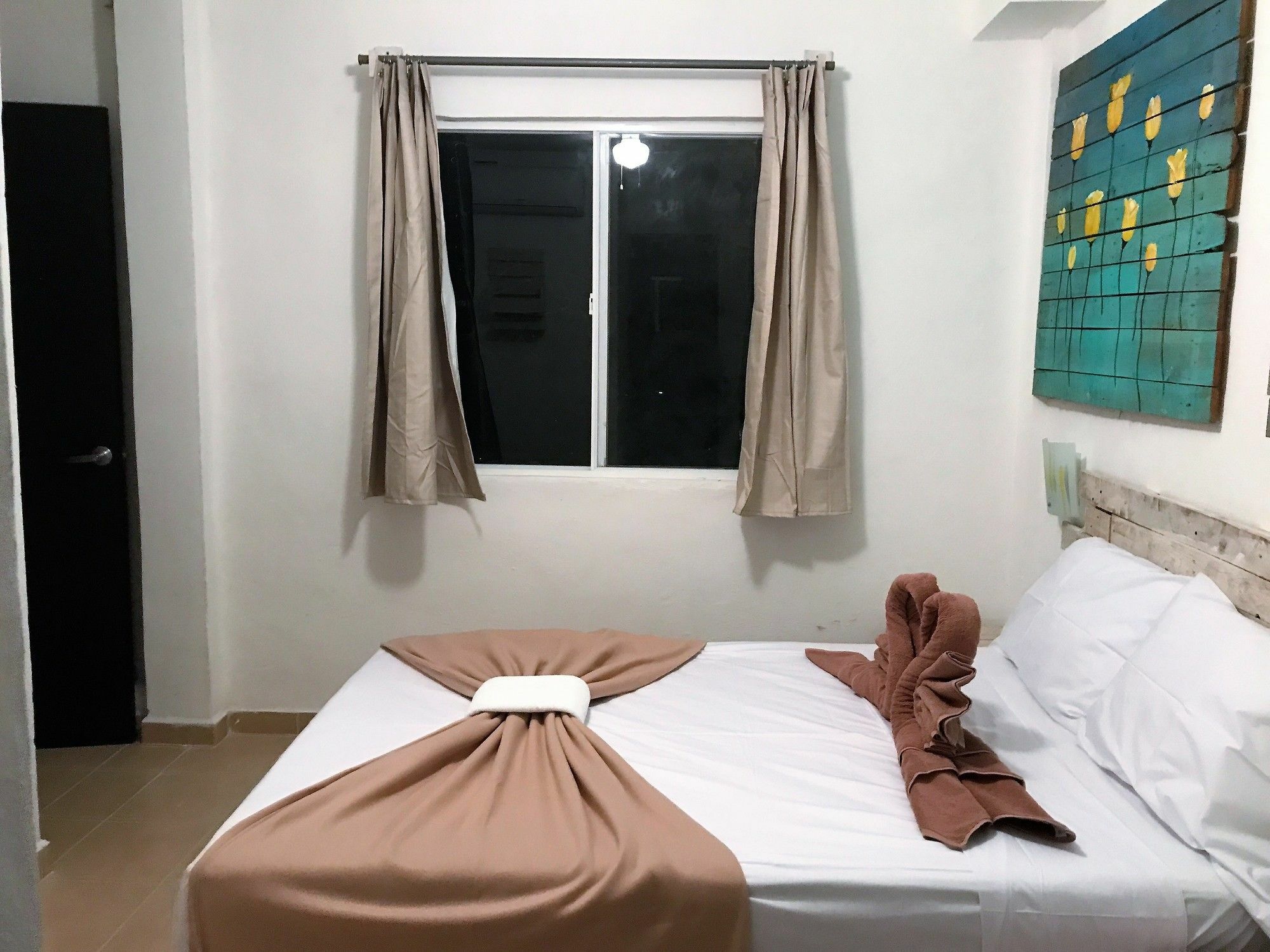 Villa Alejandra Hotel Boutique Плая-дель-Кармен Экстерьер фото